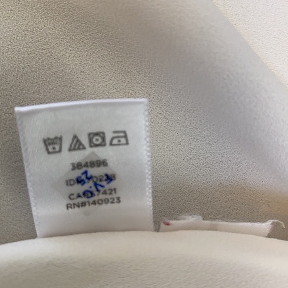 LOFT Petites, All-Season, Semi-Sheer, Dressy Sleeveless Blouse, Off-White XSP - Picture 5 of 9